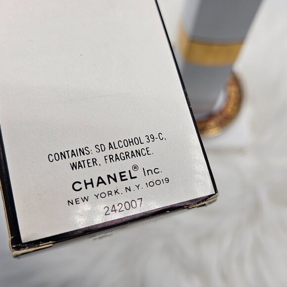 CHANEL No.22 Spray Cologne - Picture 8 of 10